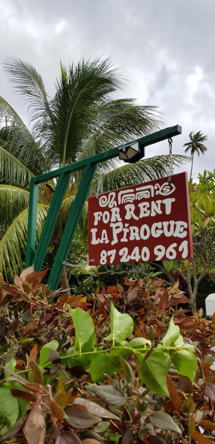 Location " La Pirogue " Maison D'Hotes A Moorea Haapiti Bagian luar foto