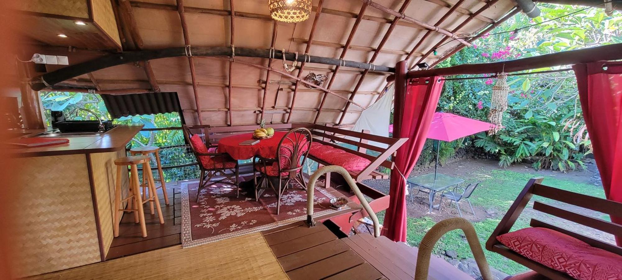 Location " La Pirogue " Maison D'Hotes A Moorea Haapiti Bagian luar foto