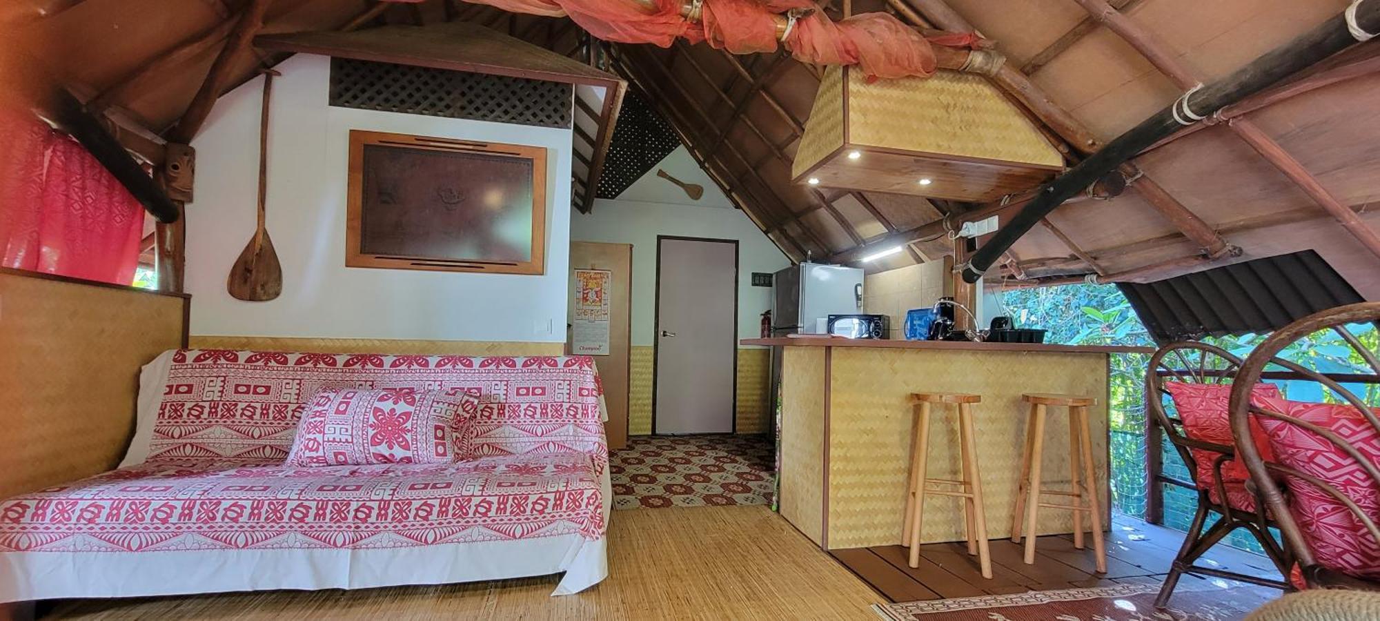 Location " La Pirogue " Maison D'Hotes A Moorea Haapiti Bagian luar foto